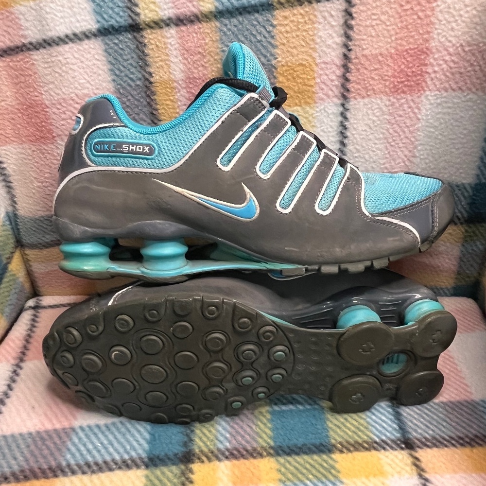 Women's Nike Shox NZ Sz. 8 Lt. Blue/Grey Shoes